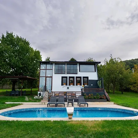 Elmali Bahce Holiday home *